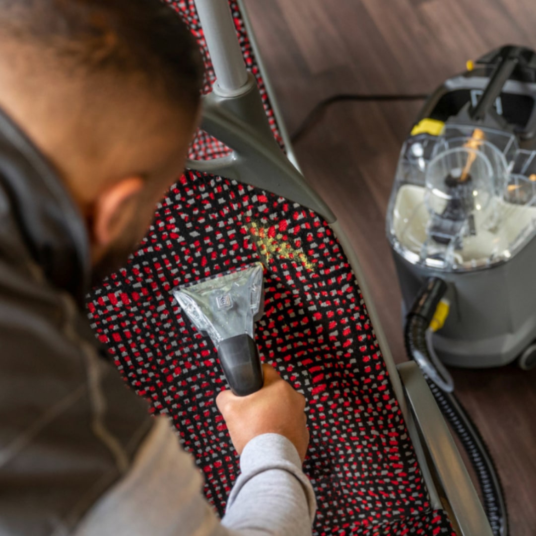 Shampoo-professional-Karcher-puzzi-81-en-location-13-1.jpg